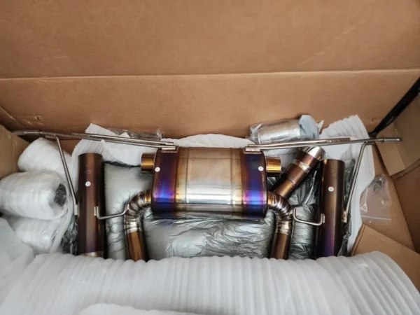 Titanium Valvetronic Axleback Exhaust