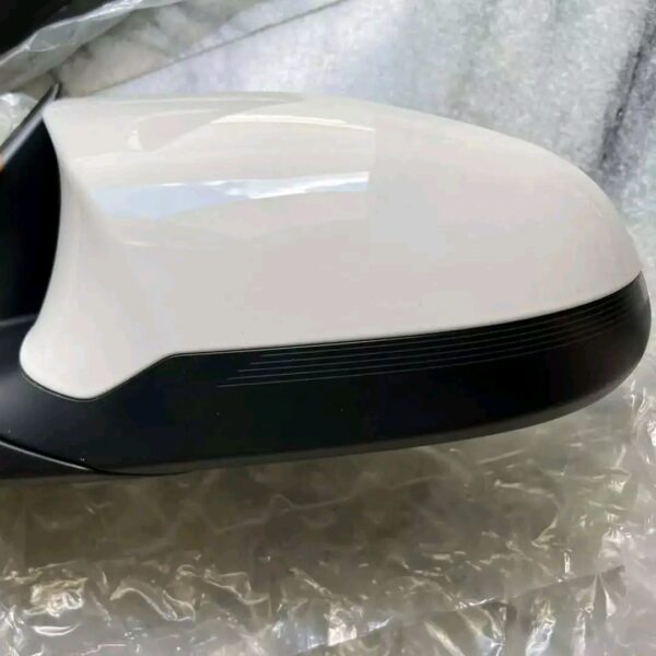 Original BMW F80 M3 Mirror Retrofit Kit for BMW F30Part, Convert your F30 3 Series standard mirror to that fantastic , aggresive looking F80 M3 / F82 M4 Style mirror . This retrofit kit includes all necessary parts to convert!100% Genuine BMW Part - Image 4