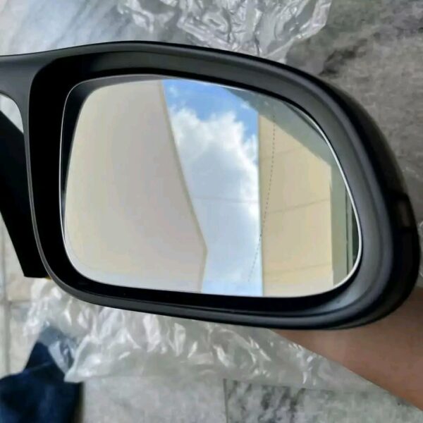 Original BMW F80 M3 Mirror Retrofit Kit for BMW F30Part, Convert your F30 3 Series standard mirror to that fantastic , aggresive looking F80 M3 / F82 M4 Style mirror . This retrofit kit includes all necessary parts to convert!100% Genuine BMW Part - Image 6
