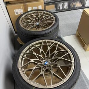 BMW BMW original factory 1000m hub group M3M4 20 inches in the front and 21 inches in the back 285/30R20 295/25R21