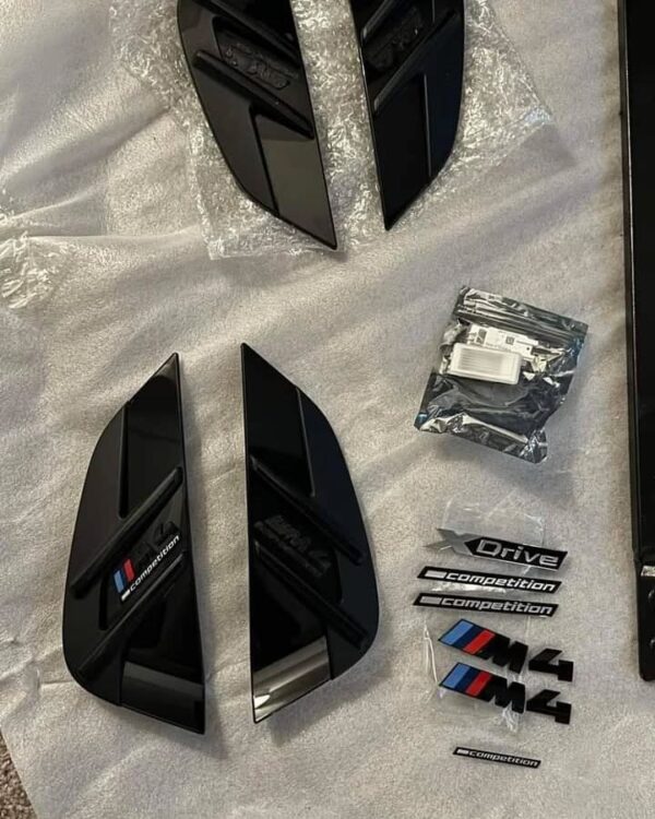 OEM set of G82/G83 M4 sideskirts - Image 3
