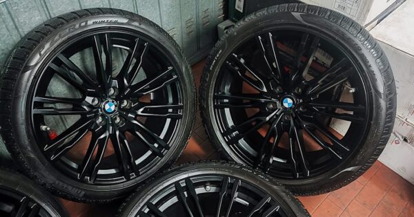 Original wheels BMW M sport from 19 complete winter tires Pirelli pressure sensors - Image 3