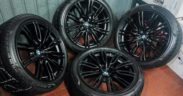 Original wheels BMW M sport from 19 complete winter tires Pirelli pressure sensors