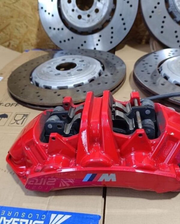 Selling Bmw M2,M3,M4 full brake set used only 1k km ,looks like new💣 - Image 3