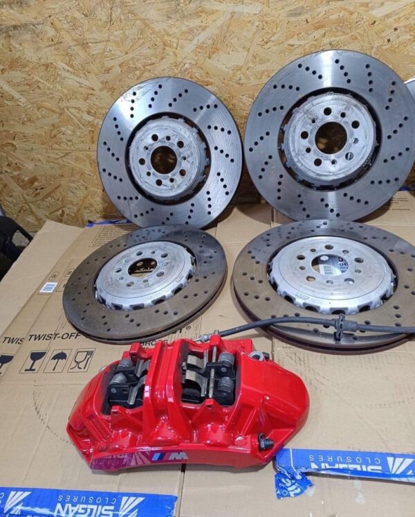 Selling Bmw M2,M3,M4 full brake set used only 1k km ,looks like new💣 - Image 4