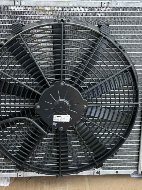 Bmw E30 Radiator with Spal Fan - Image 4