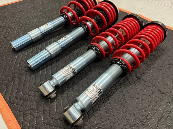 For Sale BMW E39 H&R RSS coilovers Complete set of H&R RSS Coilovers including OE top mounts front and rear for BMW E39. These are complete and ready to bolt in. No need to disassemble existing units. Approximately 1500 miles on the clock; these are like new.  These have stainless inverted mono-tubes up front and stainless mono-tubes out back. They are height adjustable. Upper mounts/bearings are all OEM/OE and brand new. - Image 4