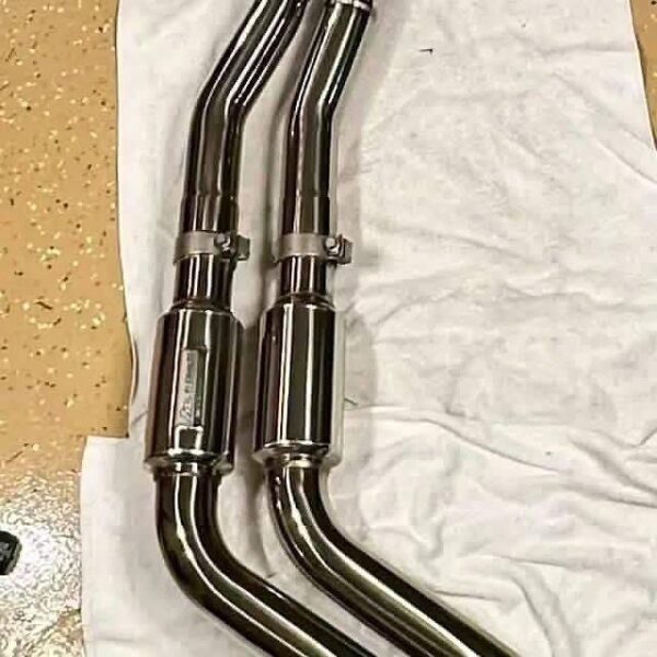 Used Fi Exhaust Valvetronic Cat-Back with the option, Carbon Fiber Tips, for the F87 M2 Competition It was on a 2021 M2c for 8 months, and less than 5000 miles. The exhaust was also professionally installed and removed by a BMW dealership. The exhaust is in amazing condition. - Image 5
