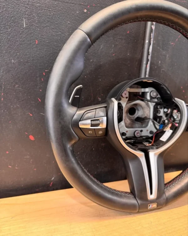 BMW F8X M3 M4 Interior Goodies 📲DCT steering wheel ✅Carbon Fiber Trim ✅Each item has some typical wear and tear - Image 5