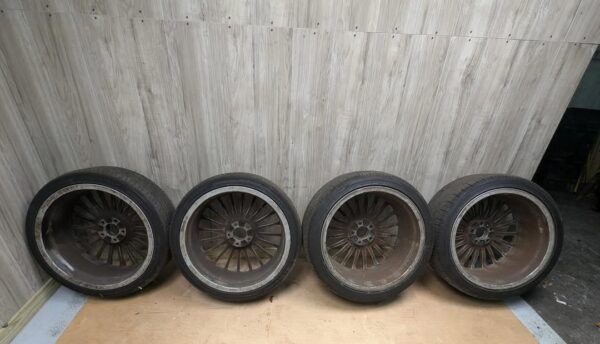BBS Alpina B7 Wheels SET   •Front-21x8.5 ET25  •Rear-21x10 ET41 •Minor Curb Rash  •Center Cap Bent   SKU 40565 - Image 7
