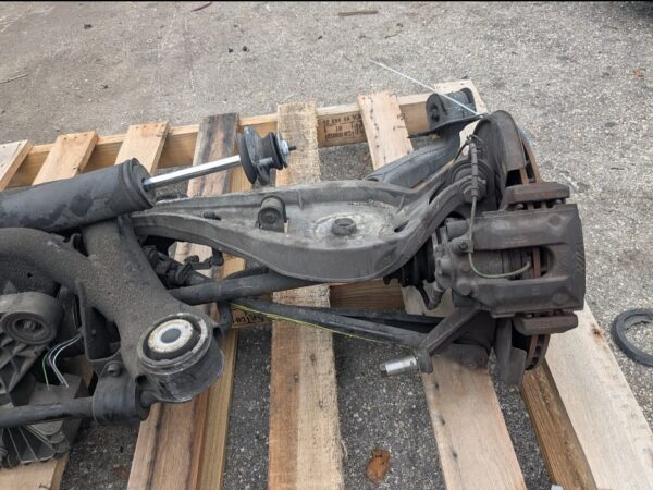 E46 M3 Rear Subframe Dropout  •SMG LSD Differential  •Includes axles •2 Control arms bent from forklift    #39851 - Image 4