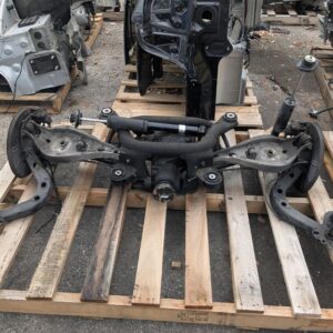 E46 M3 Rear Subframe Dropout  •SMG LSD Differential  •Includes axles •2 Control arms bent from forklift    #39851