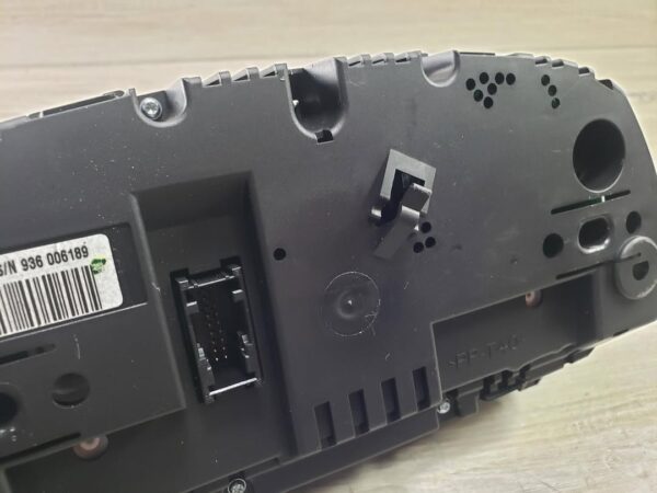 E93 M3 Manual Cluster   •Pre LCI SKU 14057 - Image 6