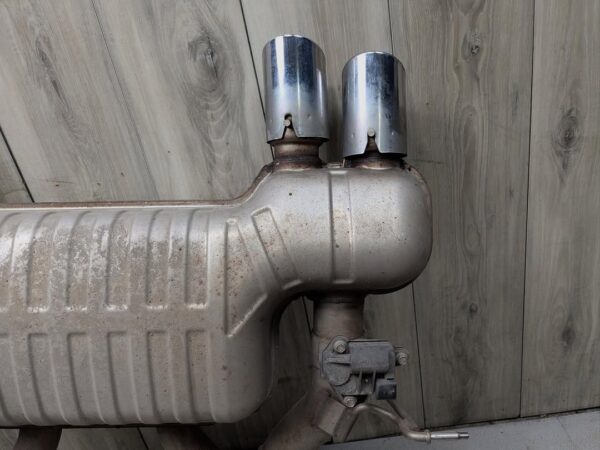F80 M3 Exhaust Muffler   •S55  •F8x M3/M4  •Part # 7850084 •Great Condition SKU 35665 - Image 3