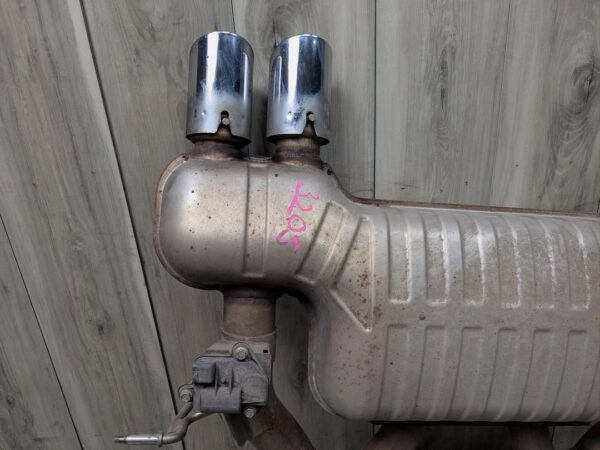 F80 M3 Exhaust Muffler   •S55  •F8x M3/M4  •Part # 7850084 •Great Condition SKU 35665 - Image 5