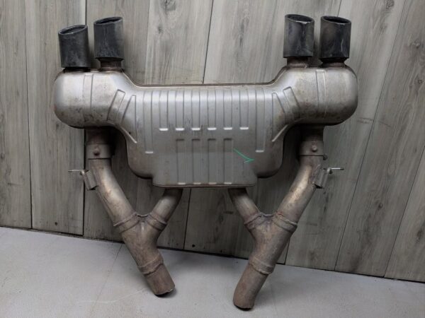 F80 M3 Exhaust Muffler   •S55  •F8x M3/M4  •Part # 7850084 •Great Condition SKU 35665 - Image 6