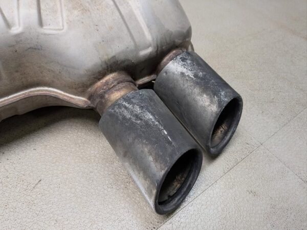 F80 M3 Exhaust Muffler   •S55  •F8x M3/M4  •Part # 7850084 •Great Condition SKU 35665 - Image 12