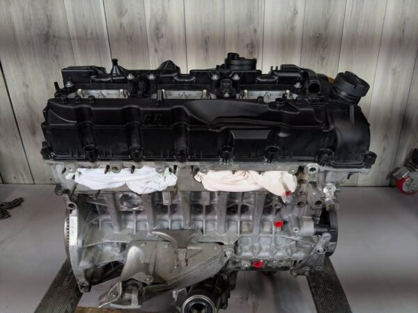 N55 AWD EWG-Engine Assembly   •Came off F15 X5 •Compression#s 240-235-240-240-240-240 •Valvetronic needs to be replaced !!! •77k Miles SKU 33532 - Image 6
