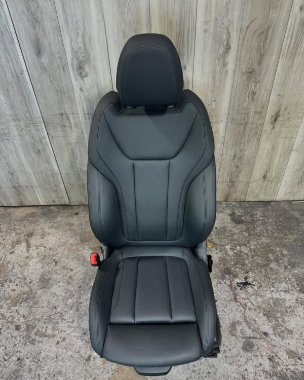 G01/G20 Msport Front Seats - Image 3