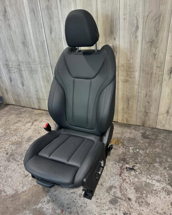 G01/G20 Msport Front Seats - Image 4