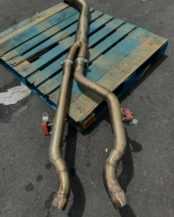 F8x Midpipe  •Good Quality - Image 4