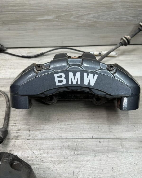135i Brembo Calipers - Image 4