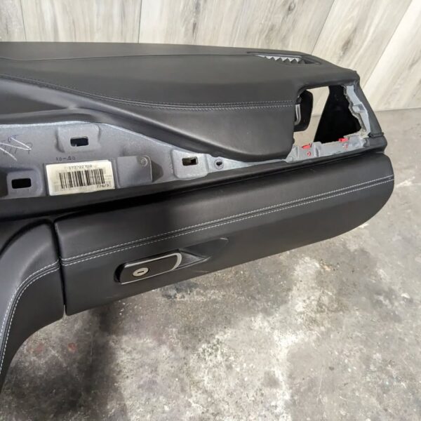 Extended Leather Dashboard F30 F32 F80 F82 - Image 4
